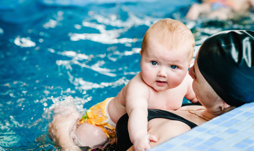 Bébé nageur à Rouen : top conseils pour initier votre petit à l&rsquo;eau